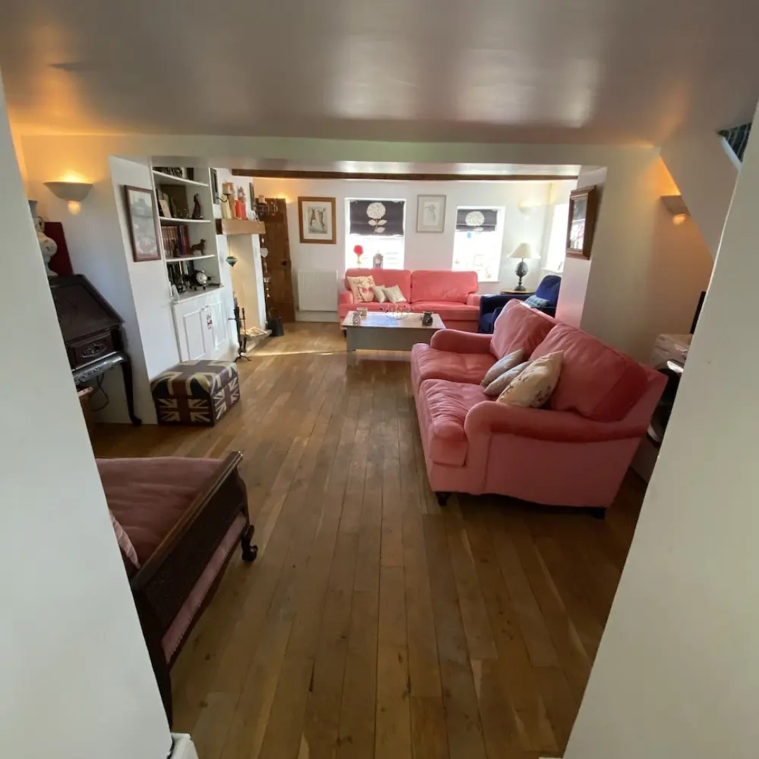 French Themed 2-bed Cottage on the Norfolk Wash