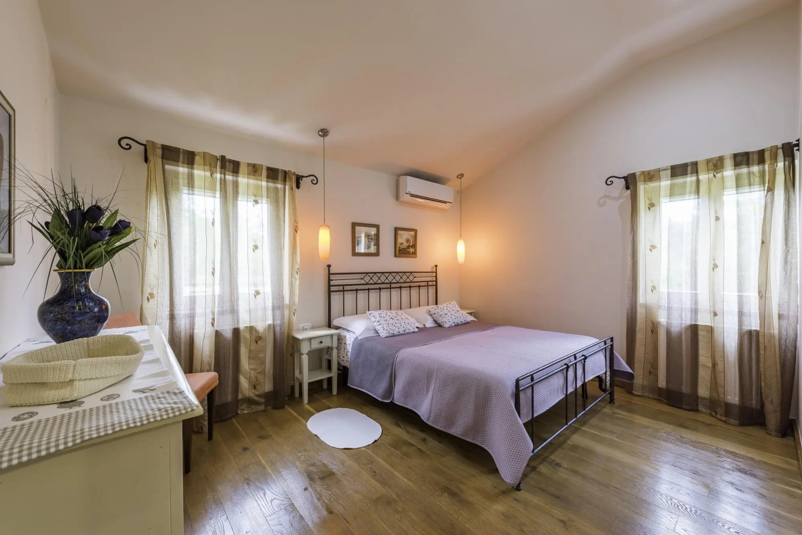 Lipa in Krnica with 4 bedrooms and 3 bathrooms