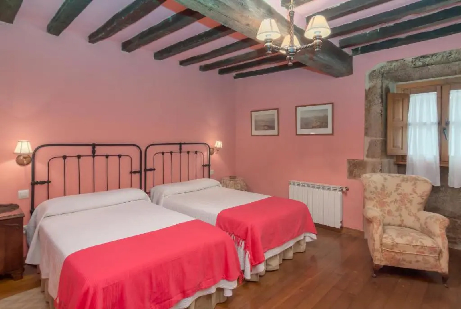 Casona De La Salceda