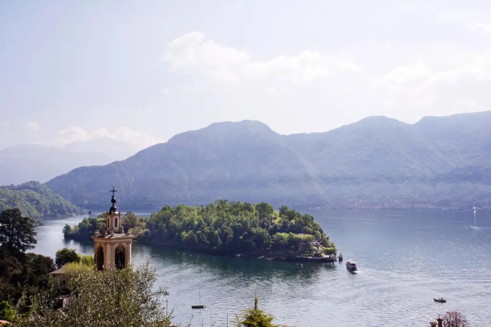 Sala Comacina Apartment No 1 (Sleeps 10)