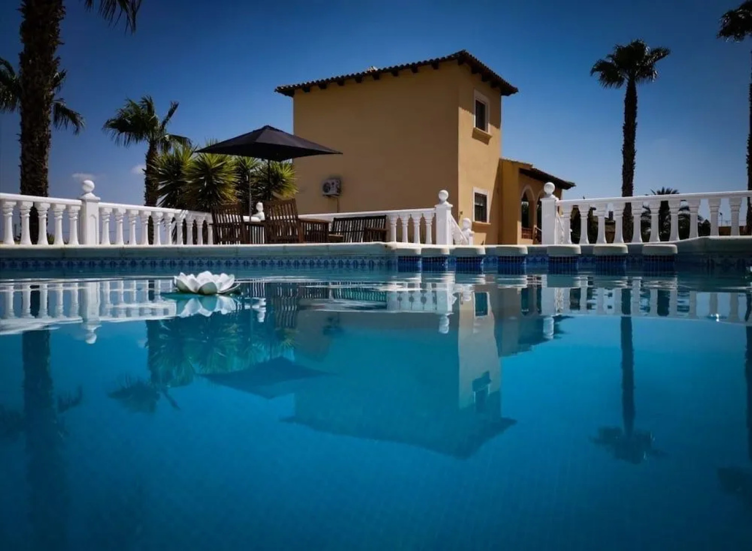 Villa 98 Bed & Breakfast