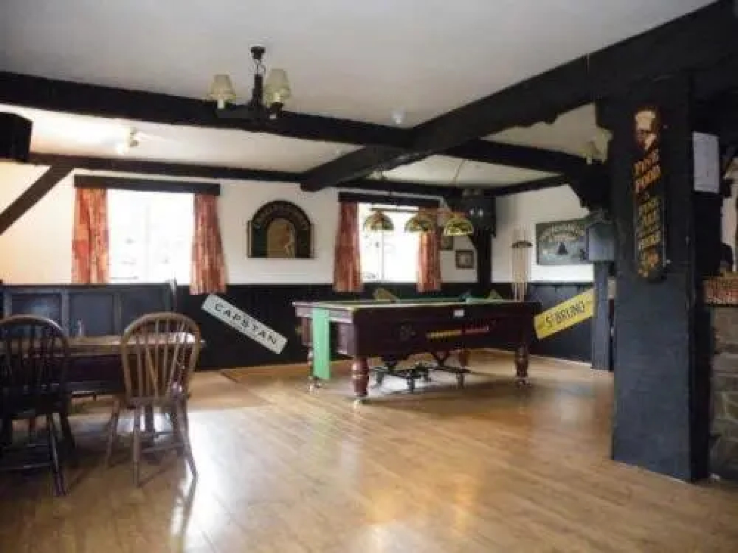 Three Horseshoes Inn