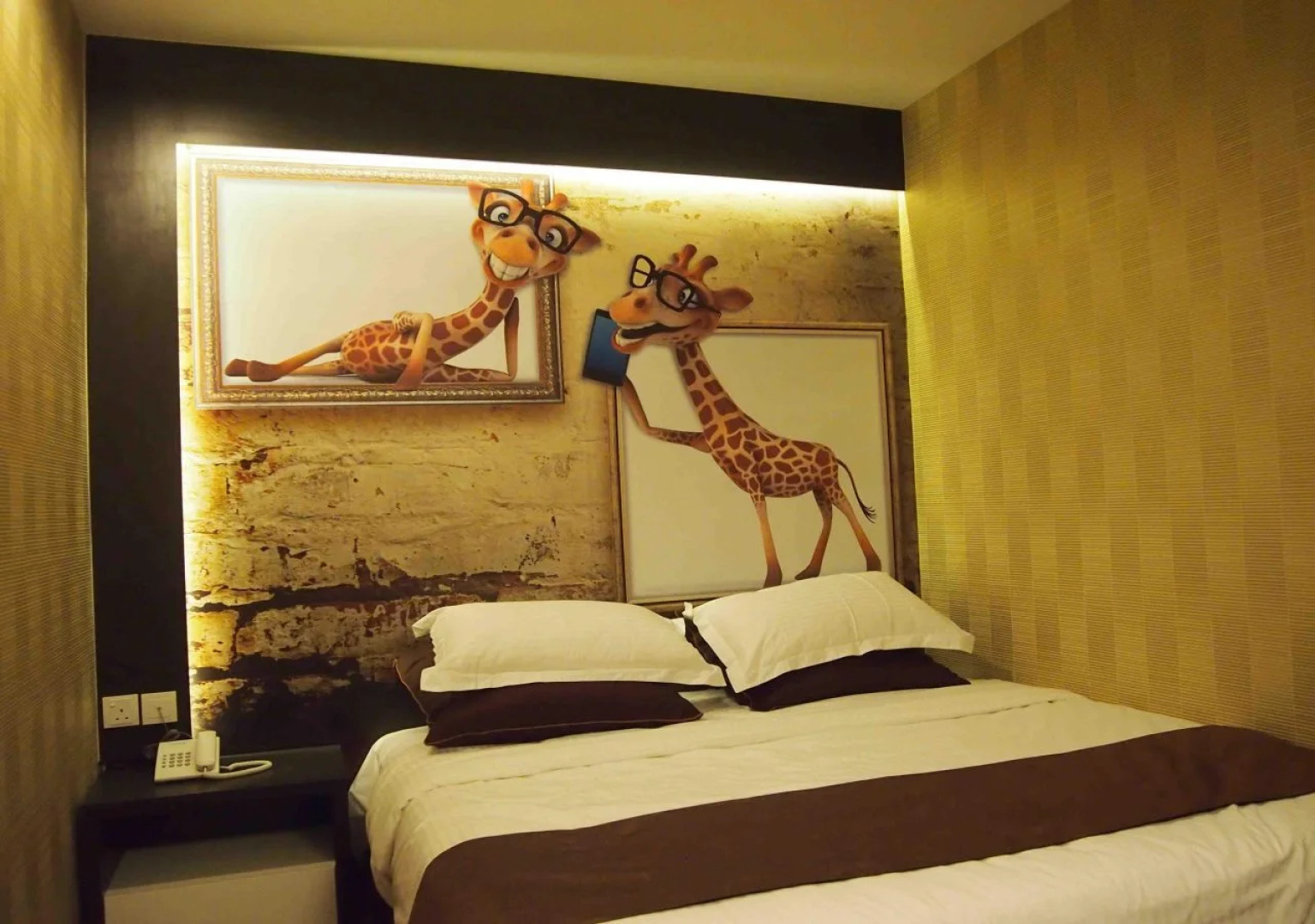 Hotel Zamburger Legenda