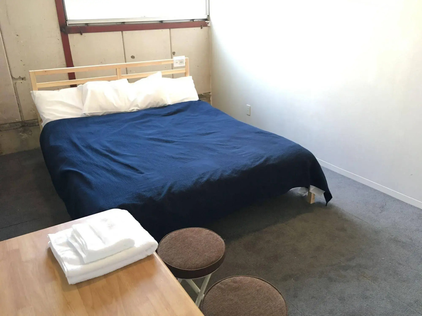 fan ABURATSU Sports Bar & Hostel