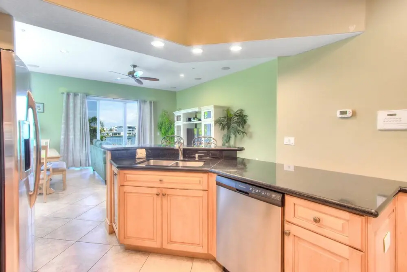 Bayway Luxury Townhome 4 Bedroom Townhouse by RedAwning