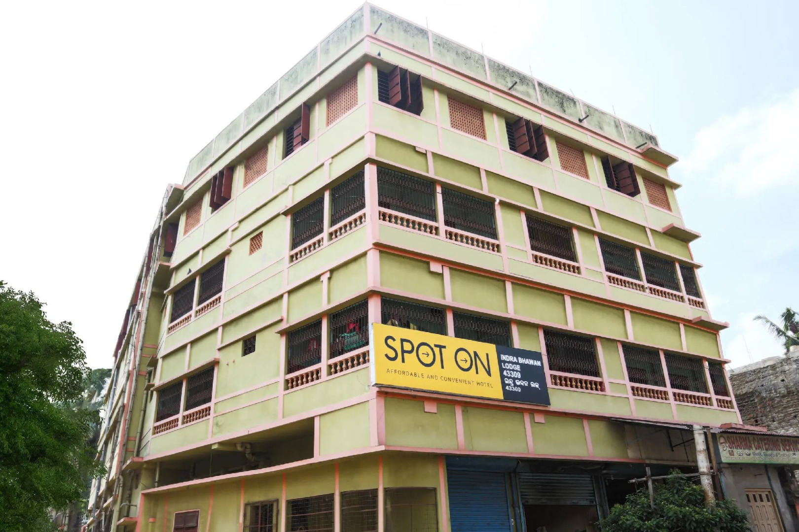 SPOT ON 43309 Indra Bhawan Lodge