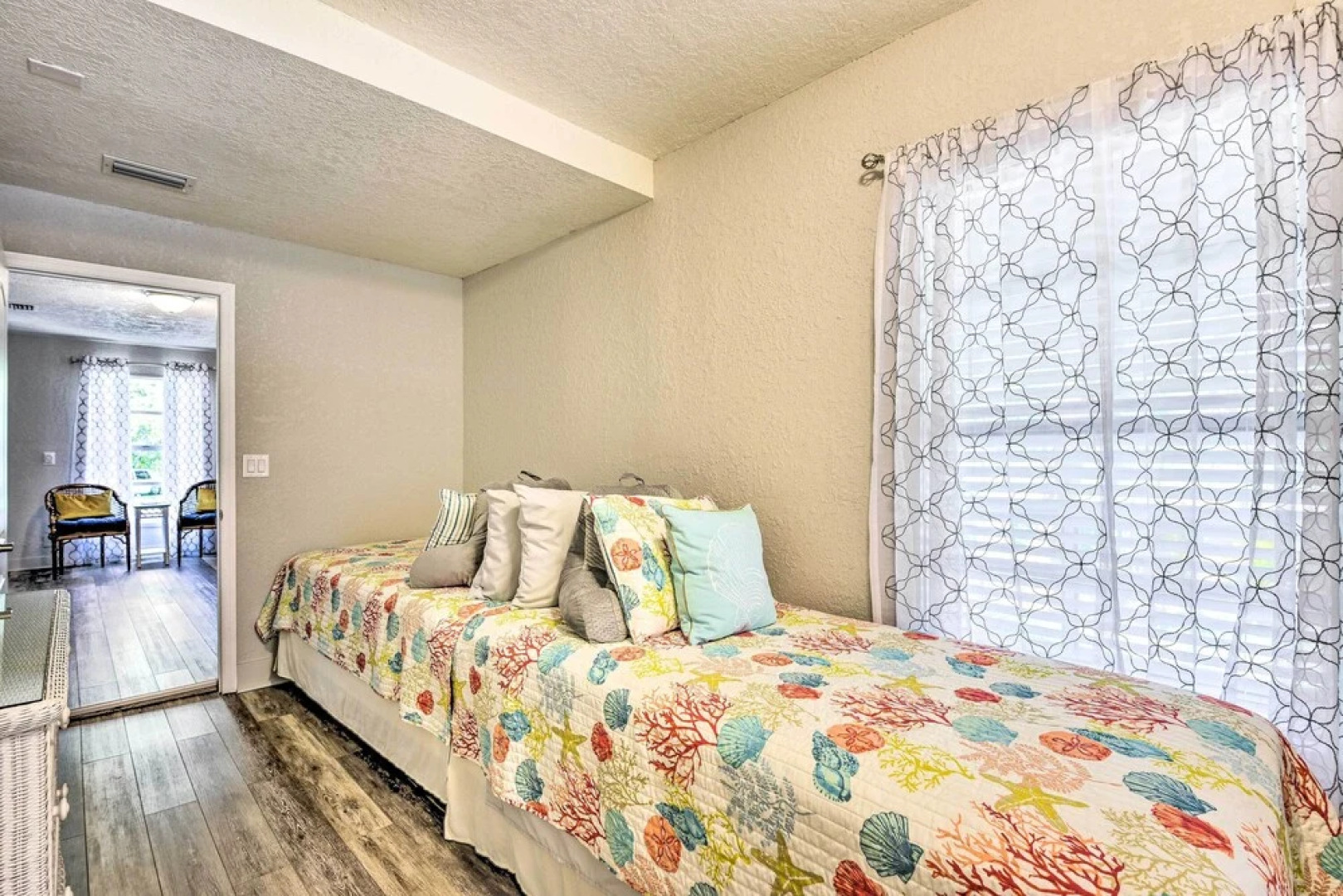 Port Charlotte Cottage ~ 3 Mi to Beach Park!