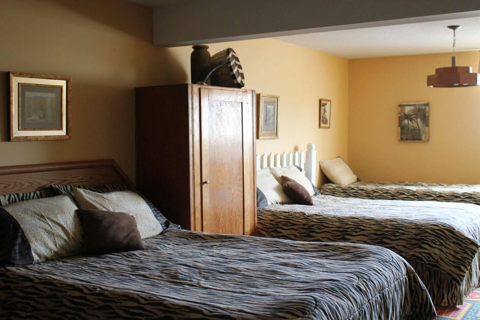 Country Charm Bed & Breakfast