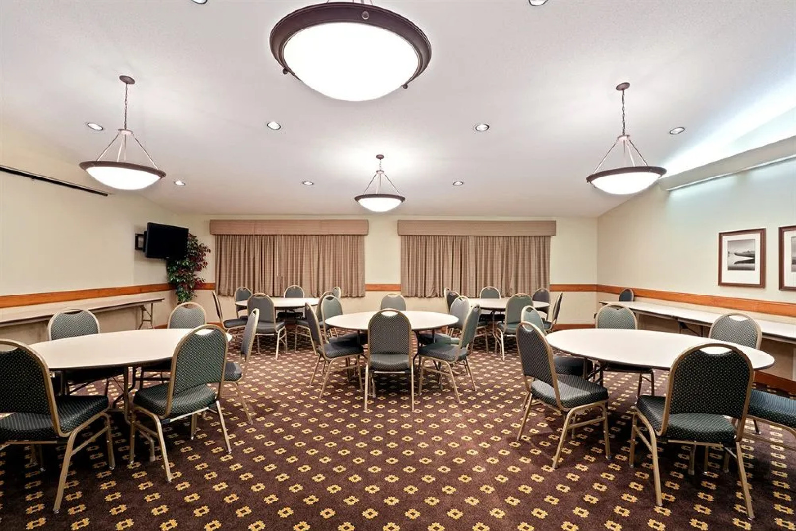 AmericInn by Wyndham Chanhassen