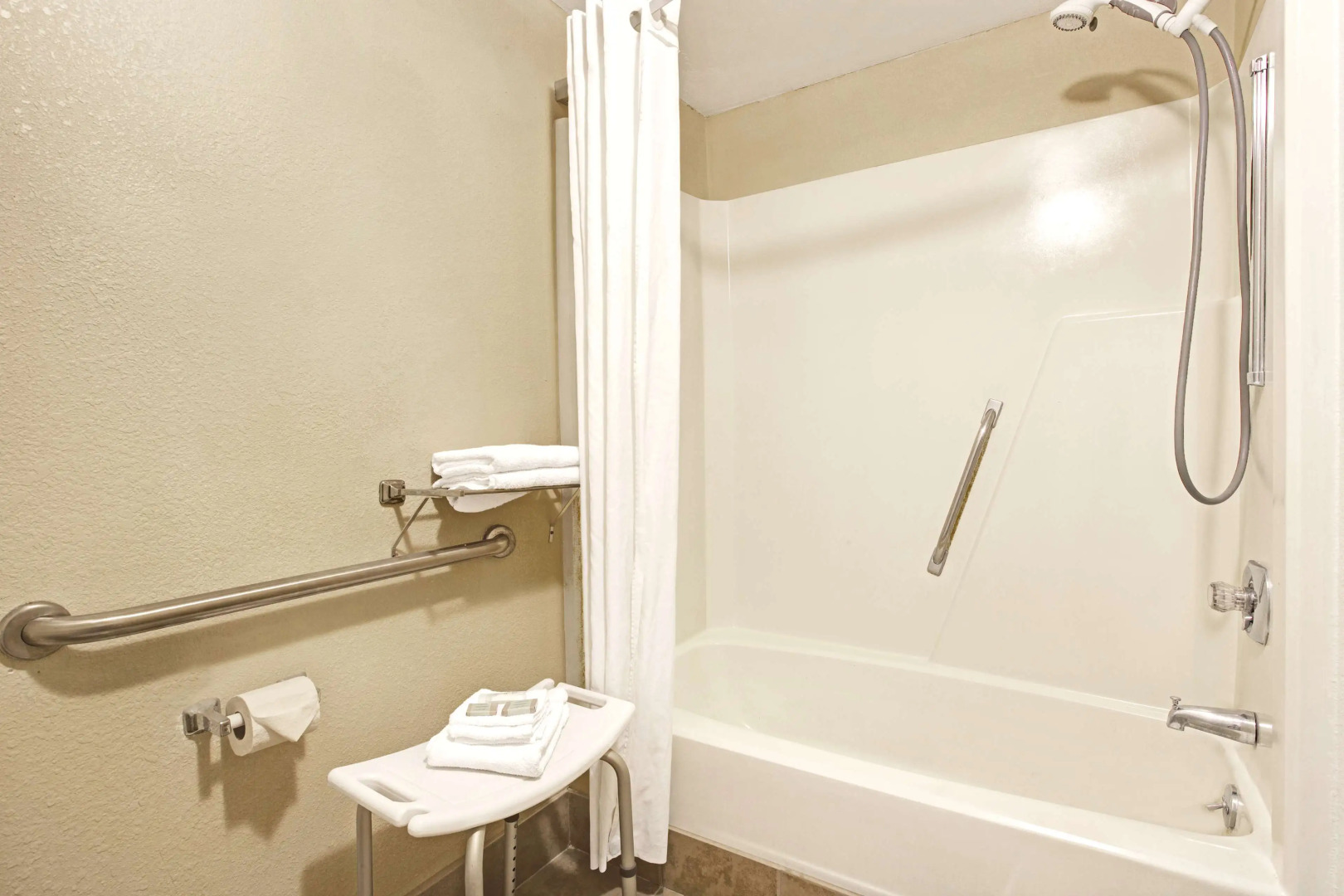 Super 8 by Wyndham Shelby