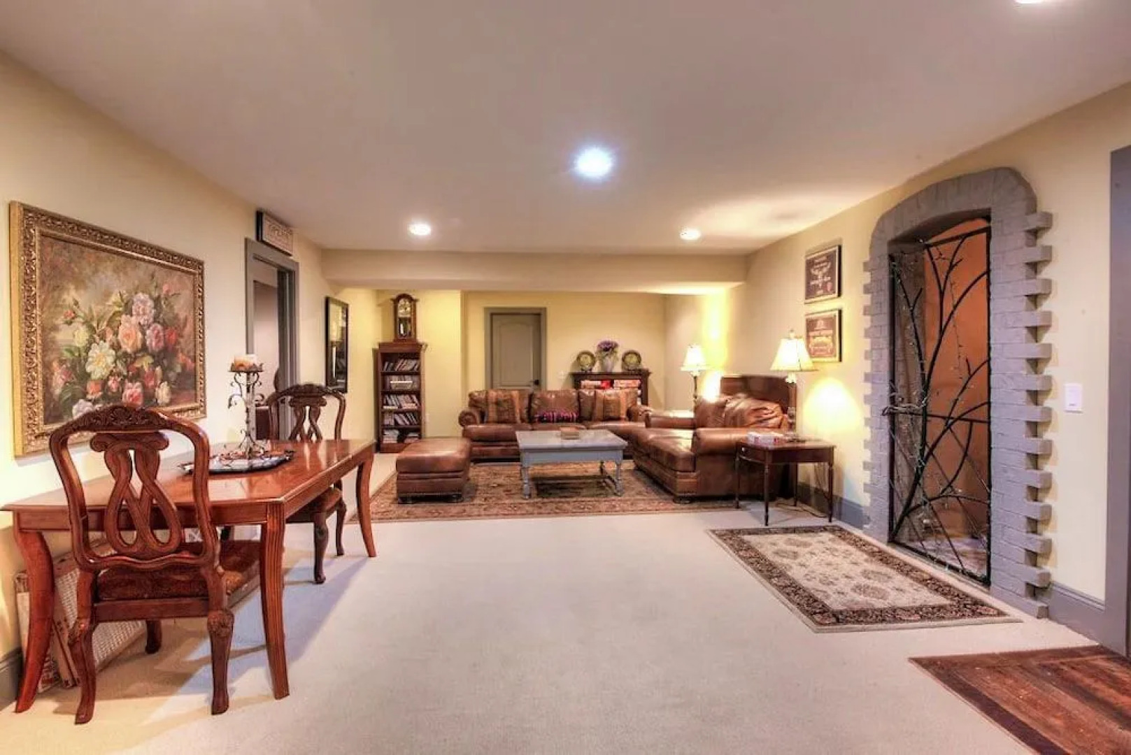 Historic Rugby Walk to All Things UVA