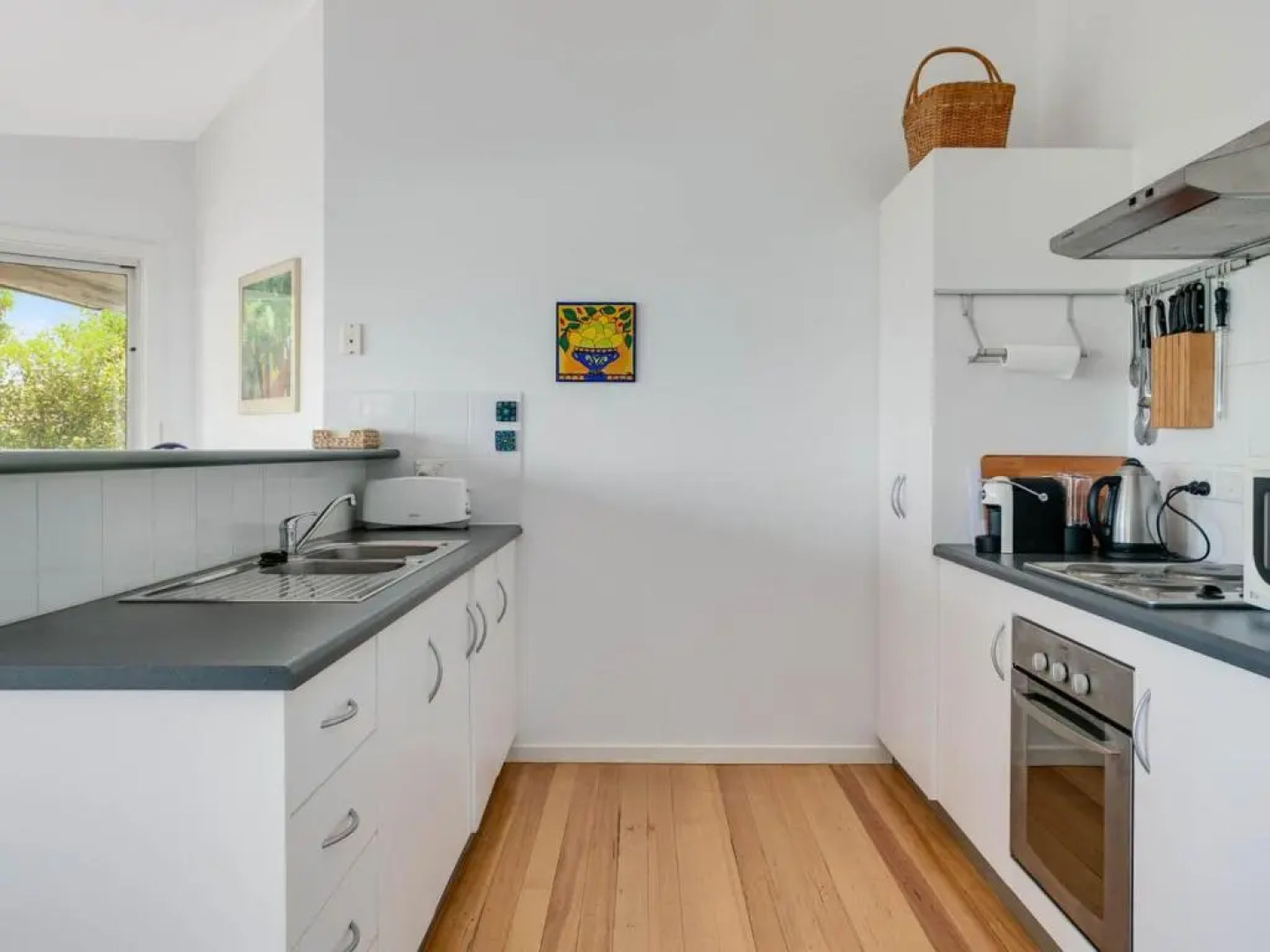 Seven on Scenic - 7 Scenic View Drive