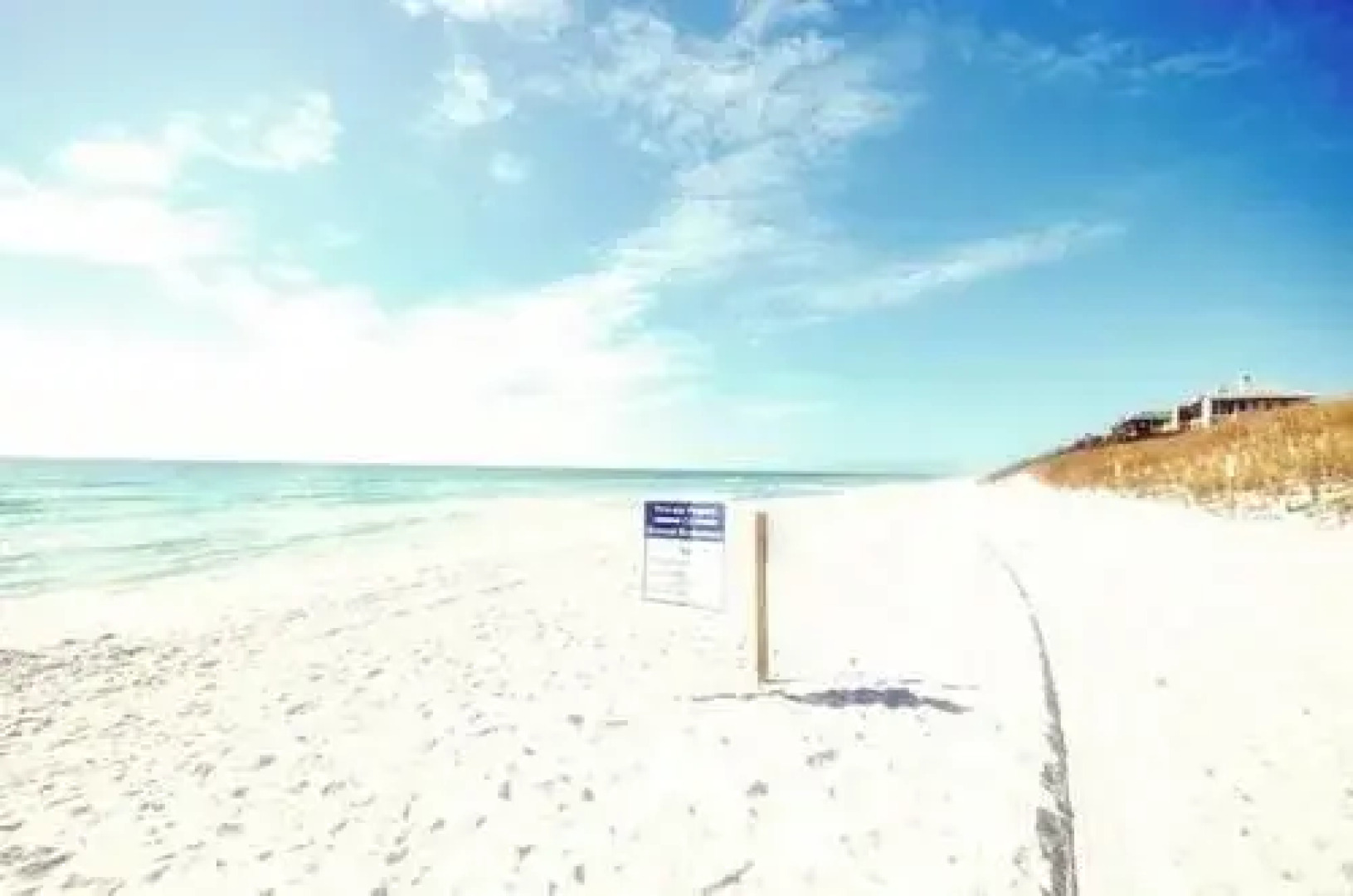 Sand Monkey Holiday Home by Blue Sun