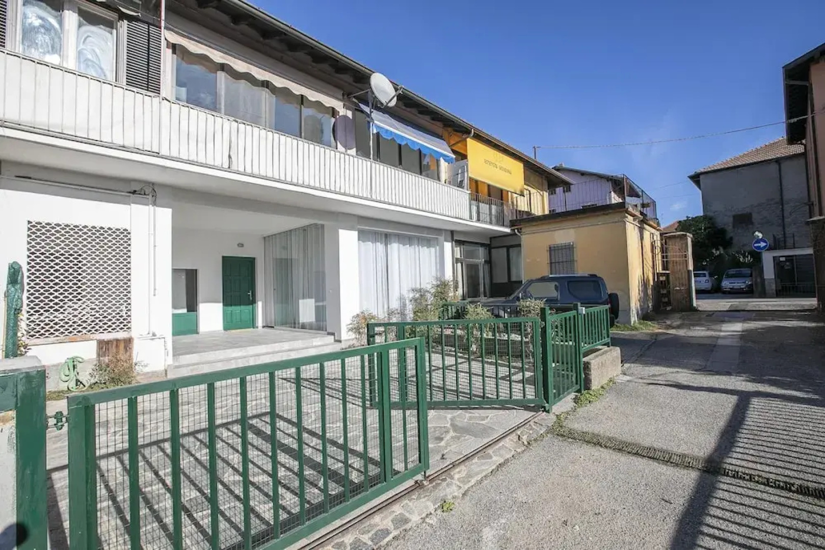 Darma s House 3 Minutes From Monate Lake