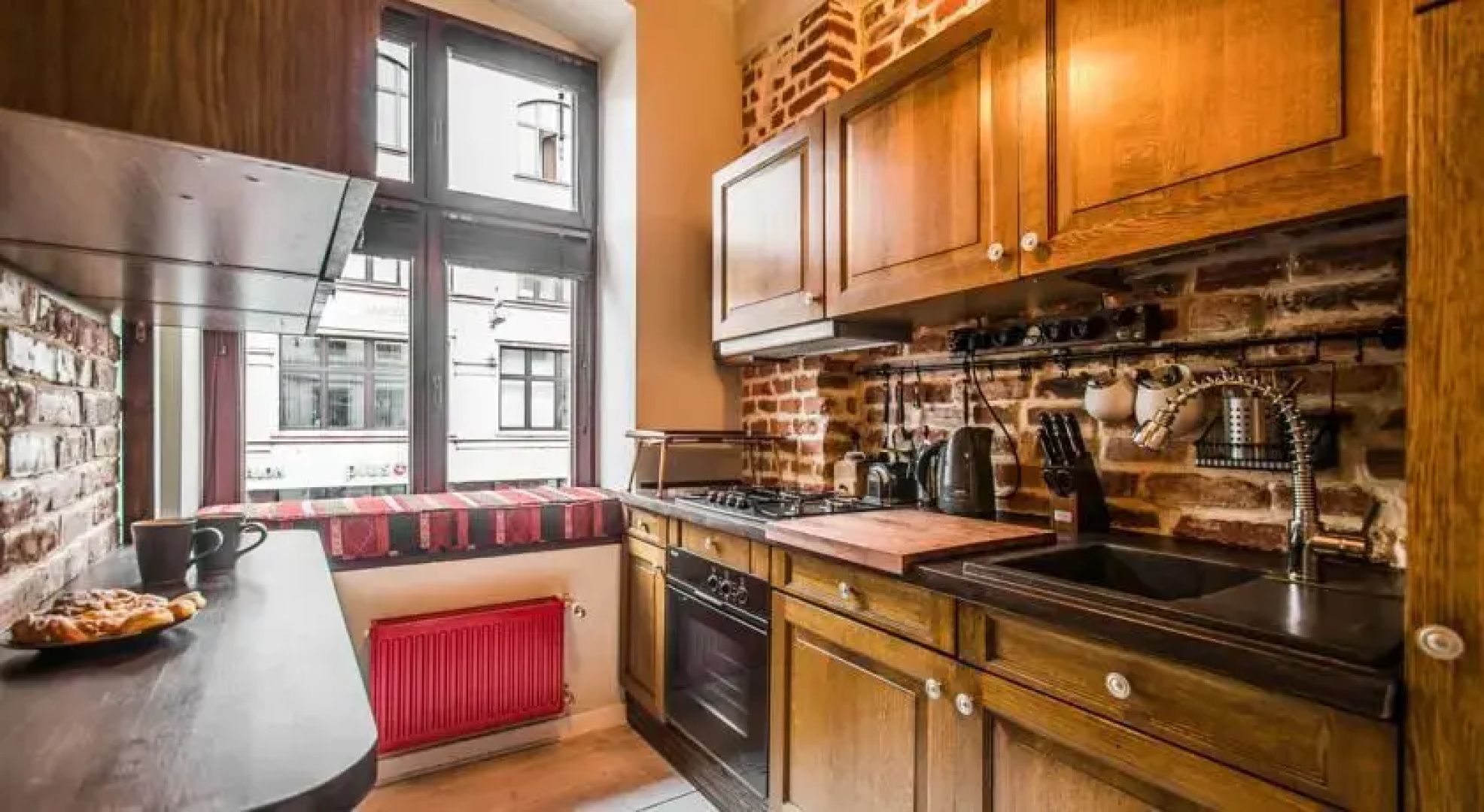 Maven Apartment