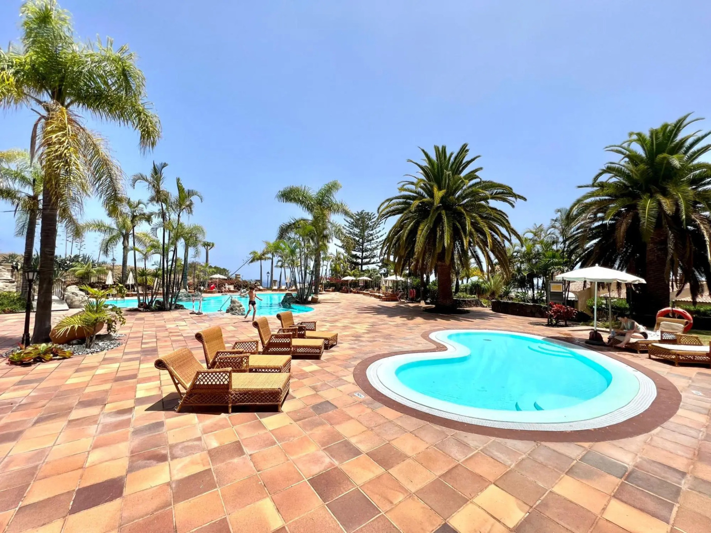 Estandar con estupenda piscina,Playa Los Roque