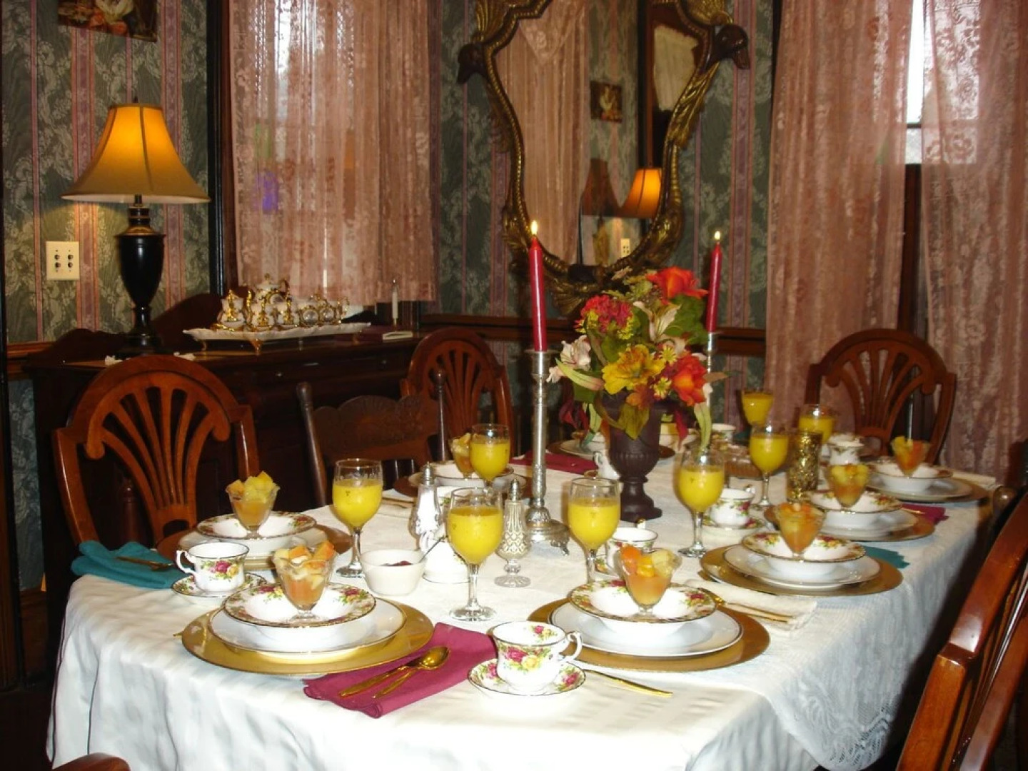 Montgomery Mansion Bed and Breakfast