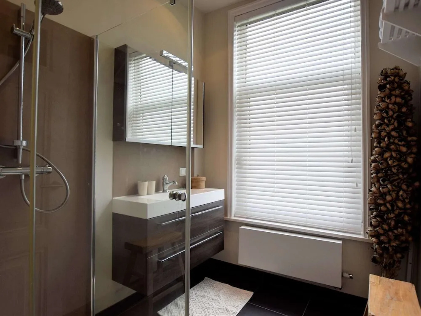 Quietly Located Mansion Near the Centre of The Hague