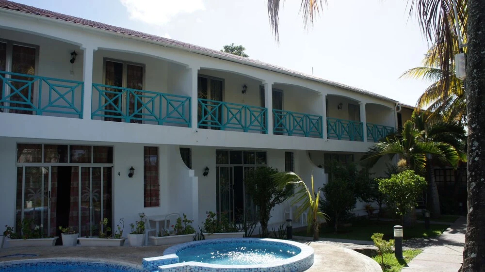 Coral Azur Cosi Holidays