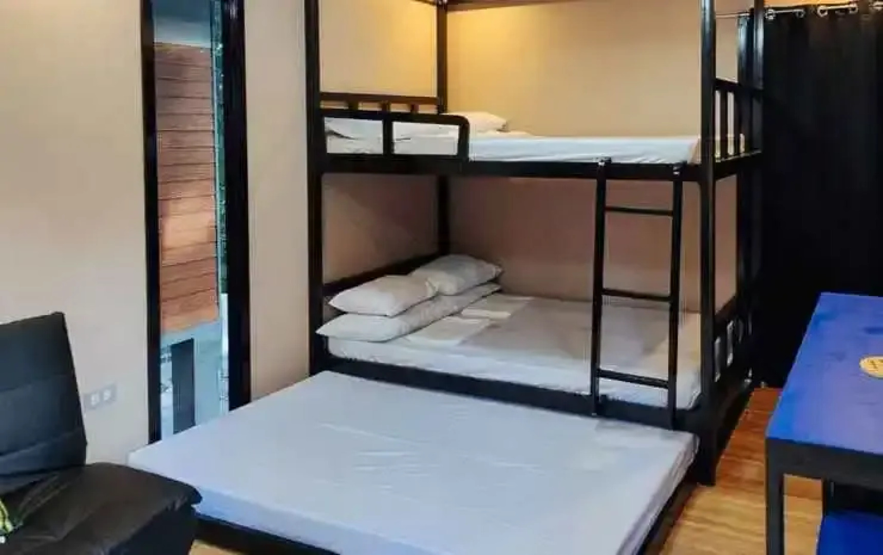 RedDoorz @ Dolce Cabanas Beach Resort