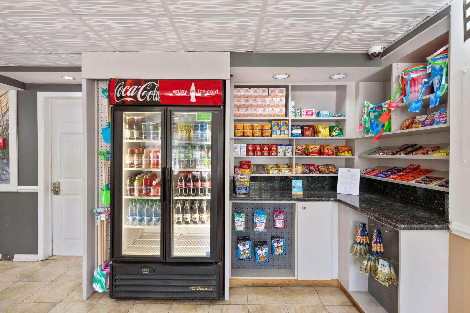 Best Western Plus Holiday Sands Inn & Suites