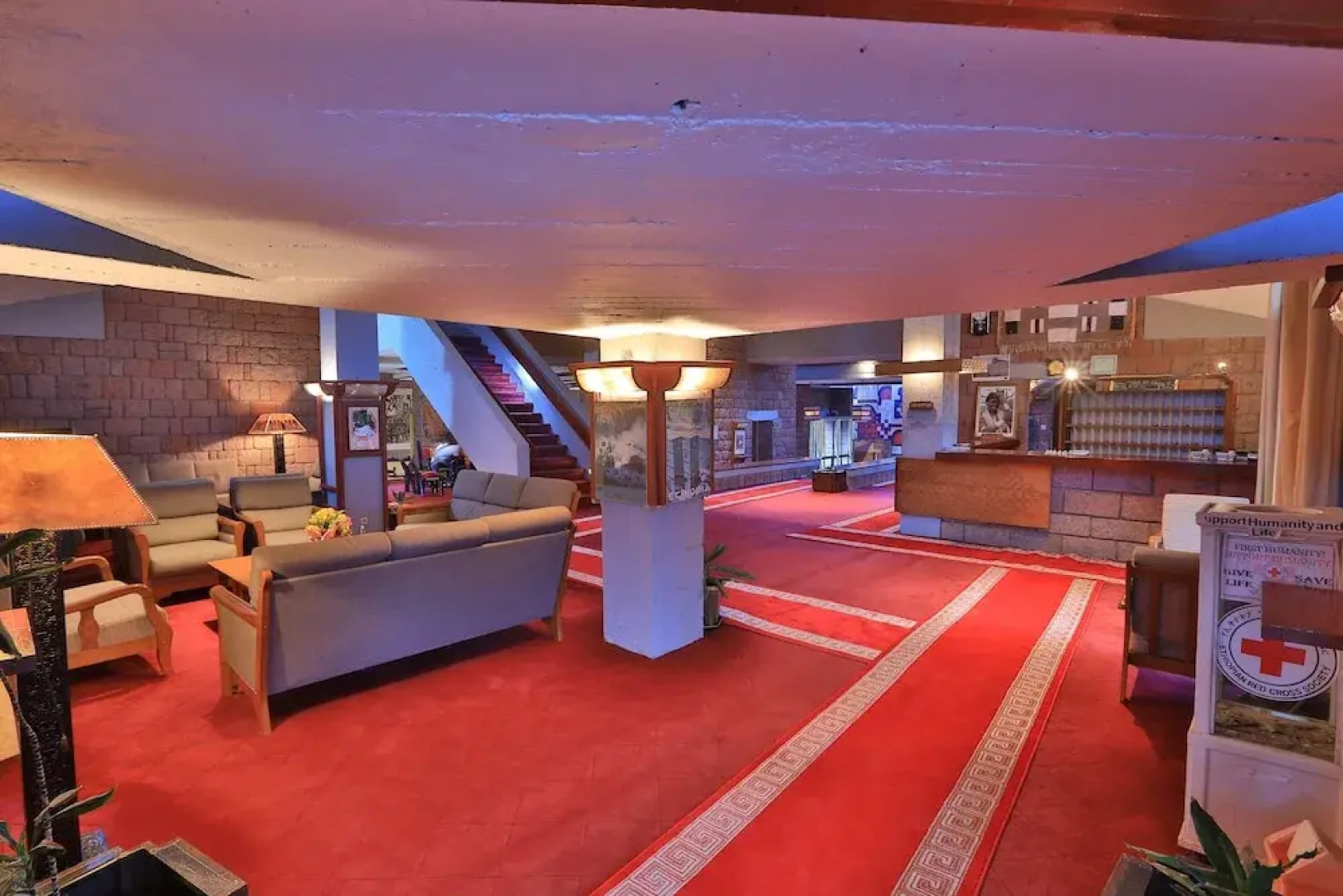 Roha Hotel