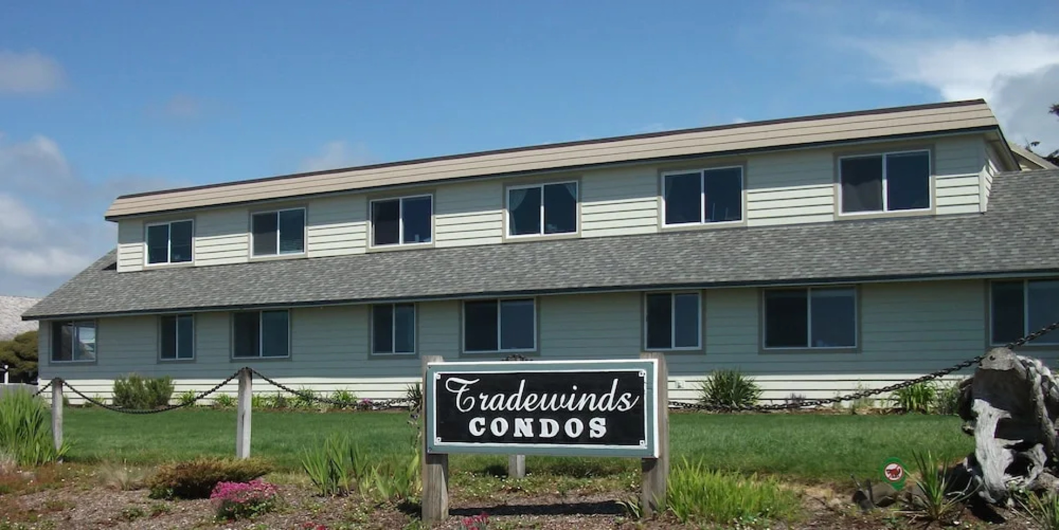 The Tradewinds Condo/Hotel