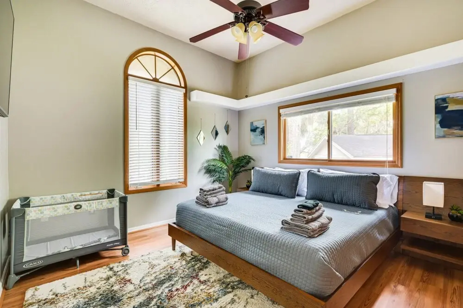 2 Mi to Busch Gardens: Retreat in Scenic Community