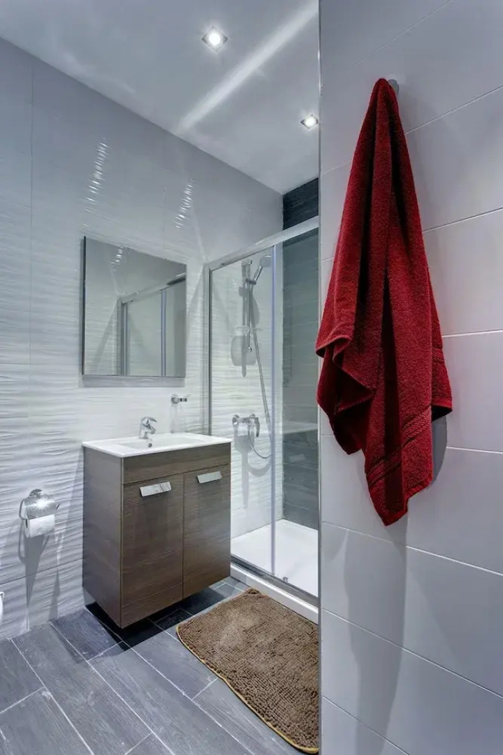 Charming Seafront House In Kalkara