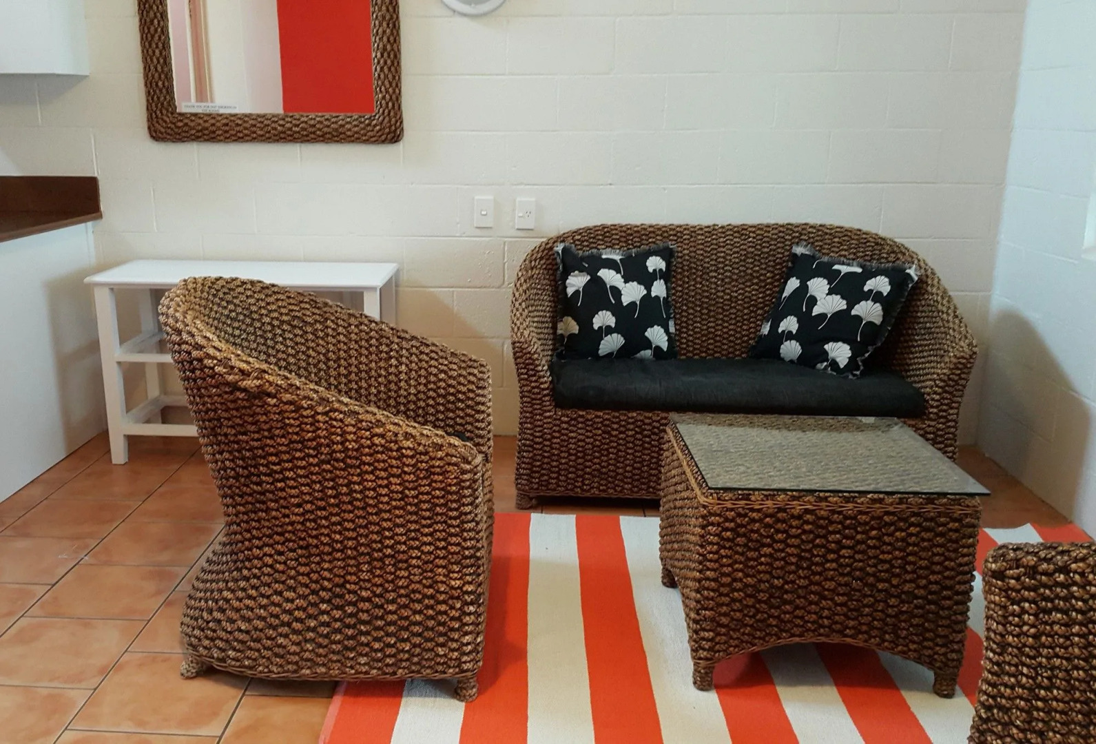 The Black Pearl Beach Side Apartments