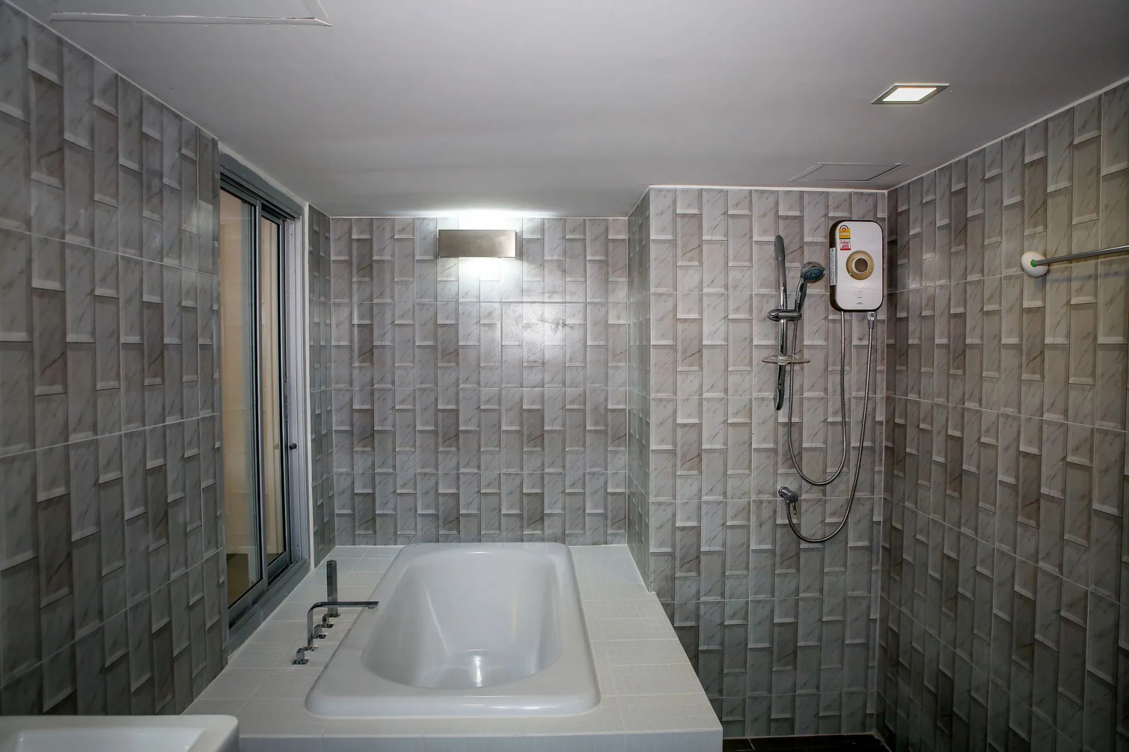 Pool Access By Punnpreeda Beach Resort