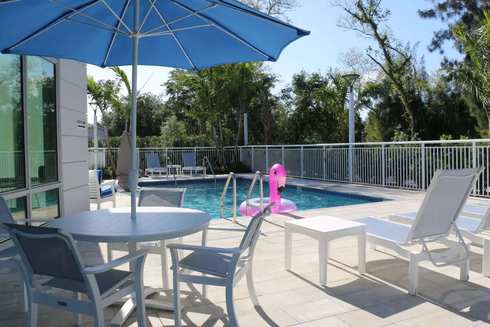 Star Suites By Riverside Theatre