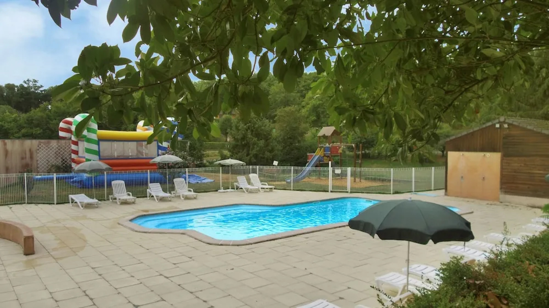 VVF Lac d'Eguzon, Eguzon Chantôme