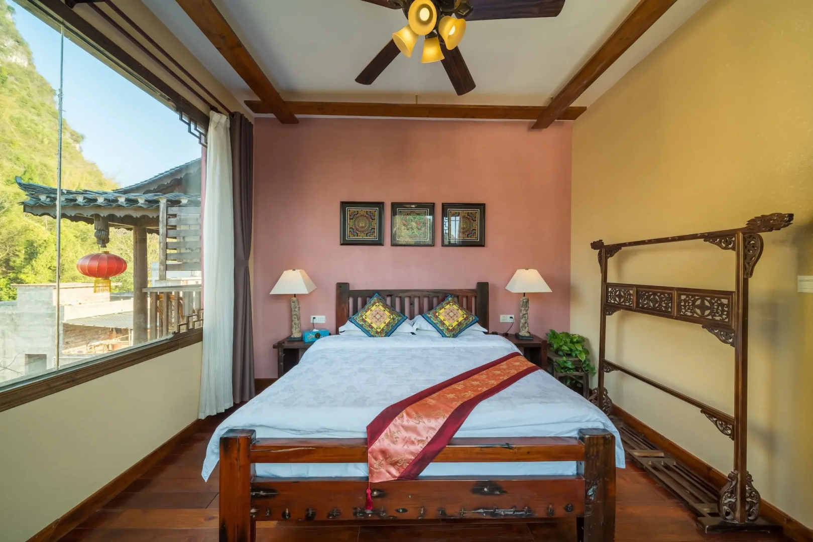 Yangshuo Mountain Nest Boutique Hotel