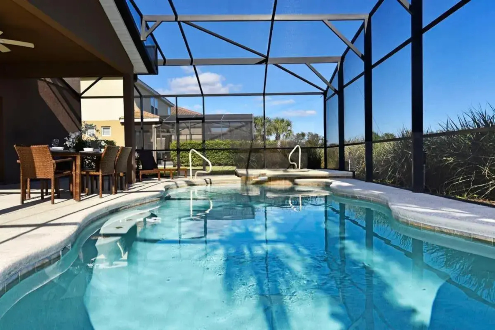 Meticulous 6Bd Spa Gm Pool Hm Solterra-4187od