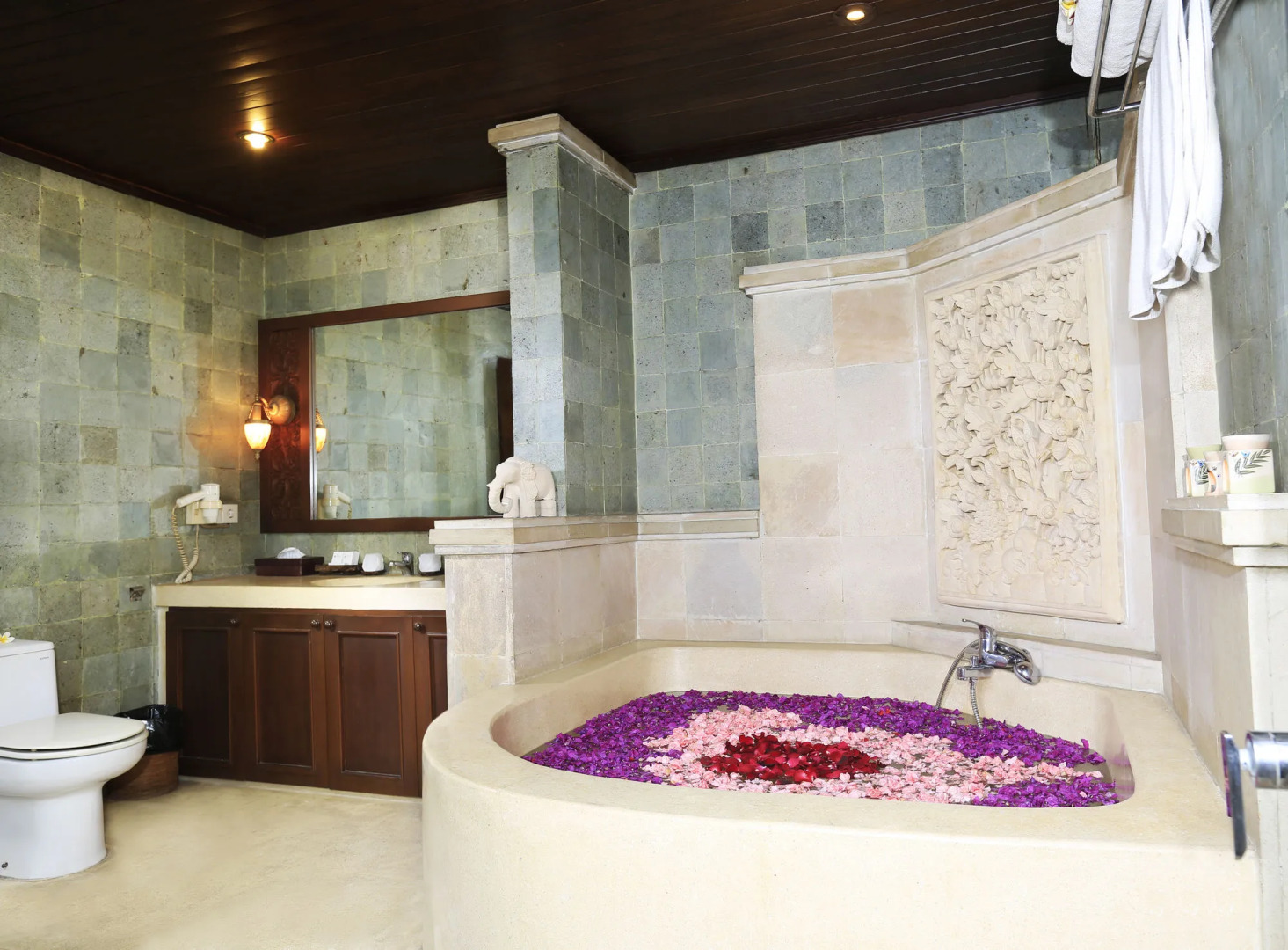 The Citta Luxury Residence