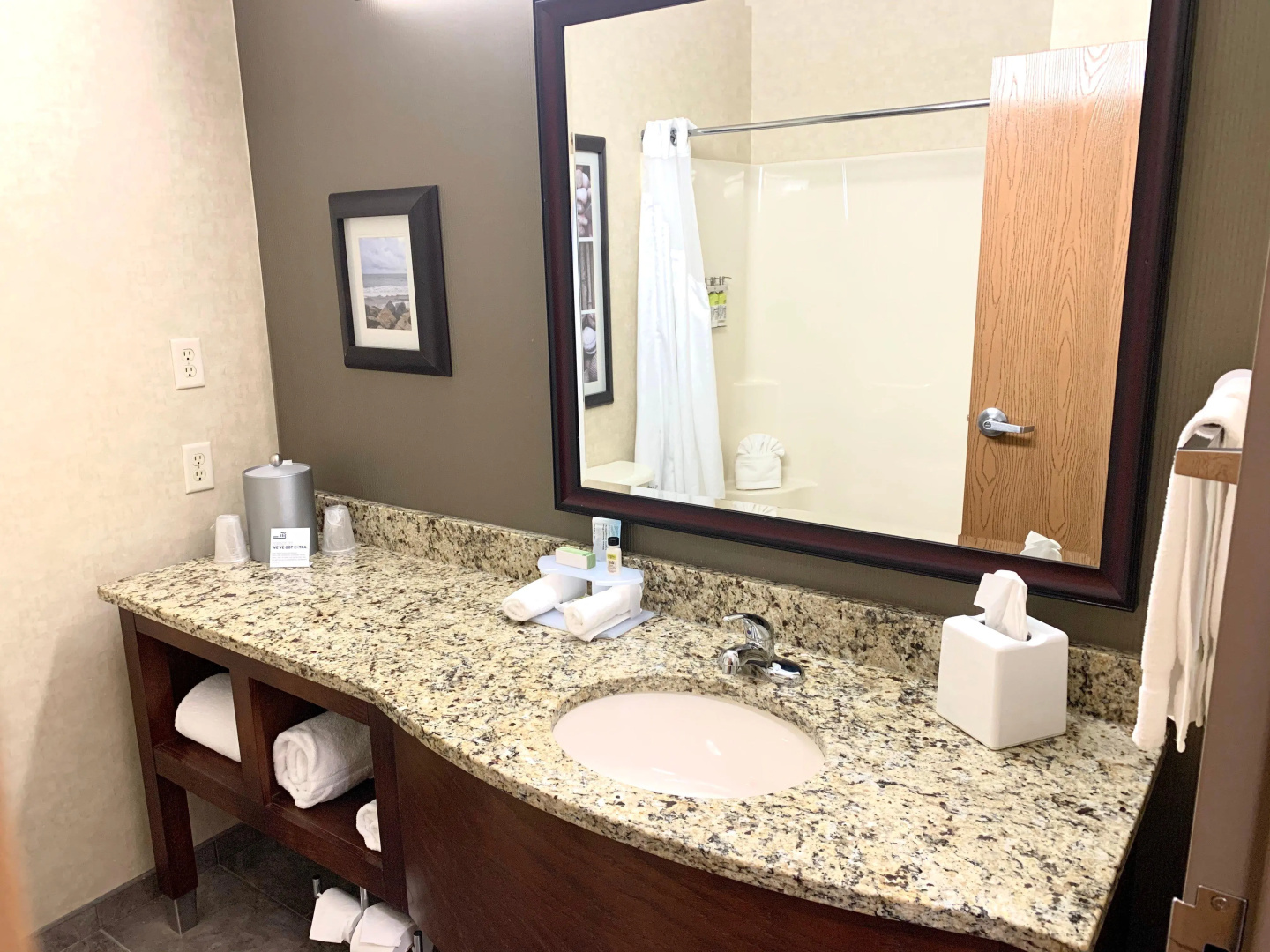 Holiday Inn Express Holland by IHG