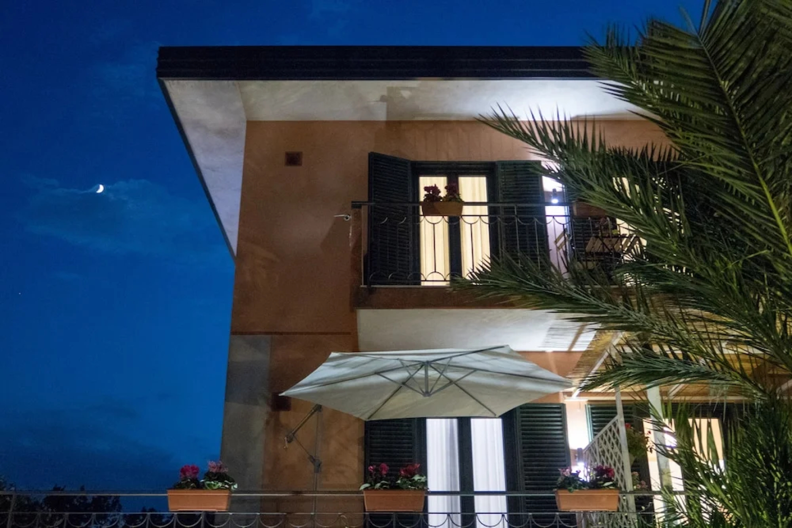 UP&B Rooms