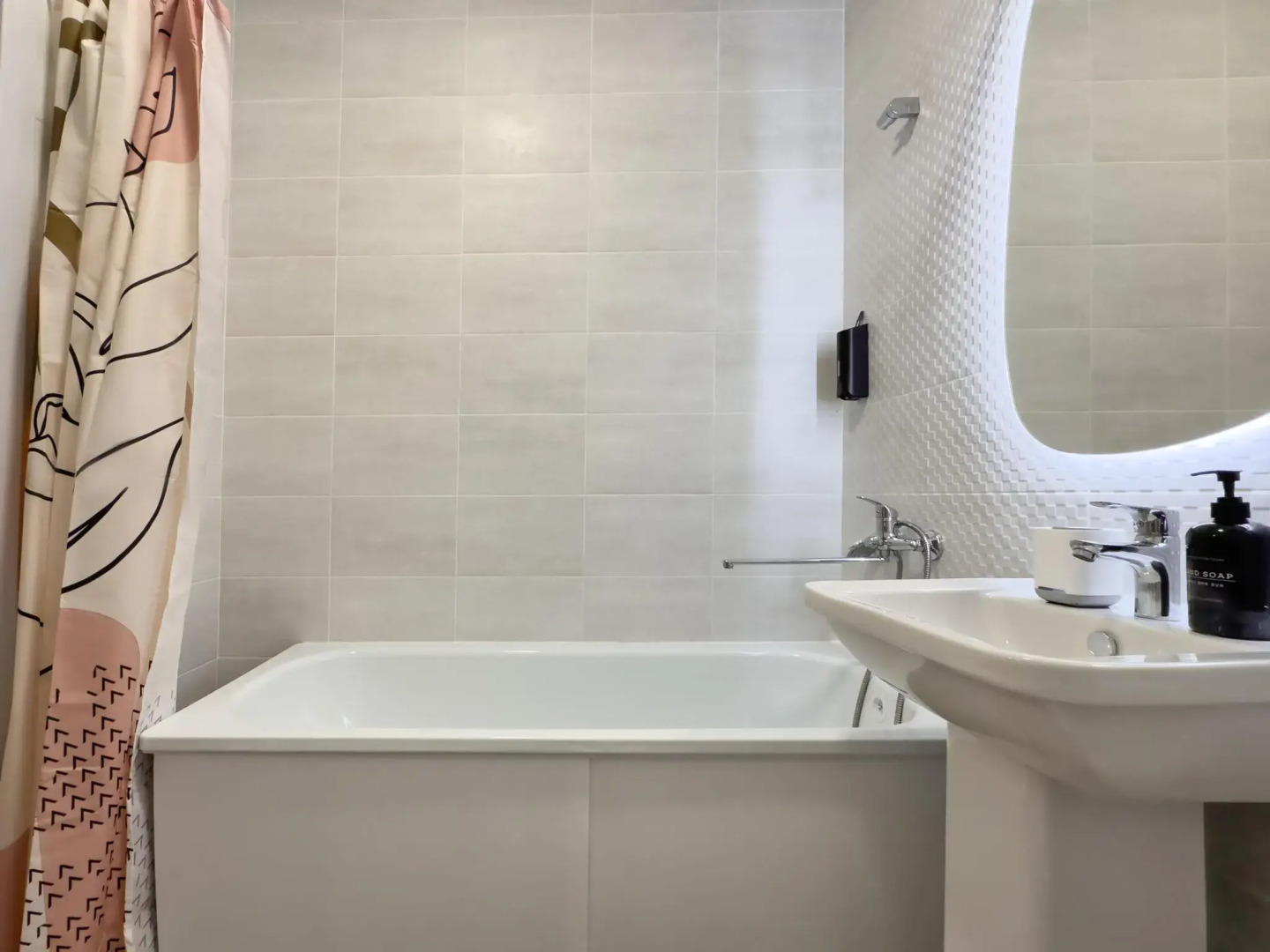 Апартаменты на улице Алексея Матвейкина 1А к1