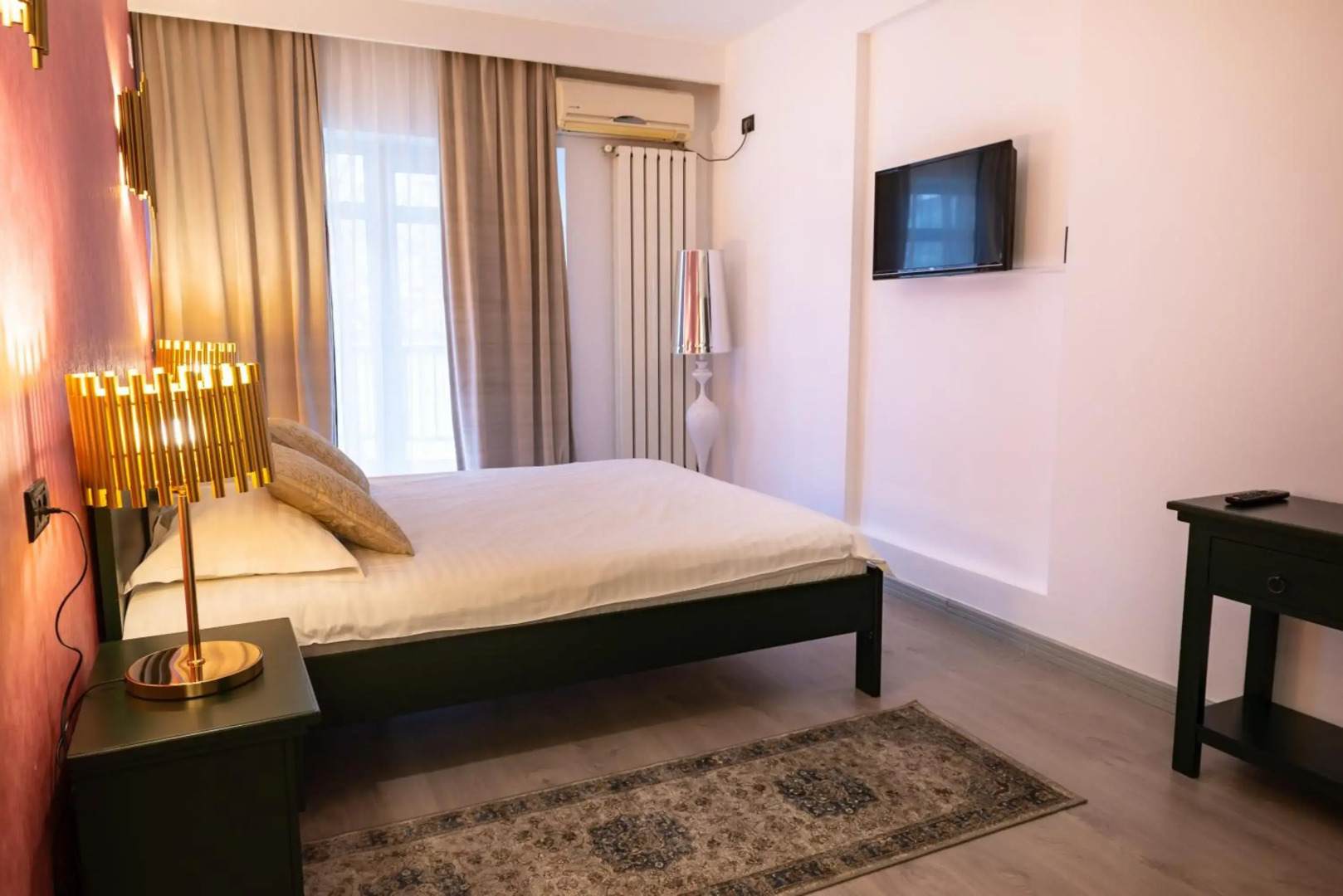 Phoenicia Suites