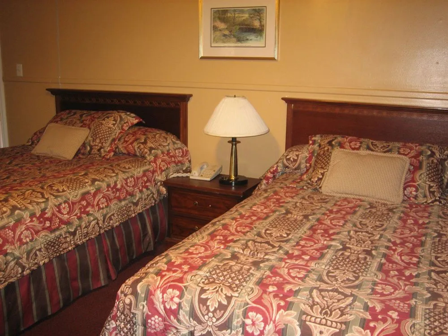 Yankee Village Motel