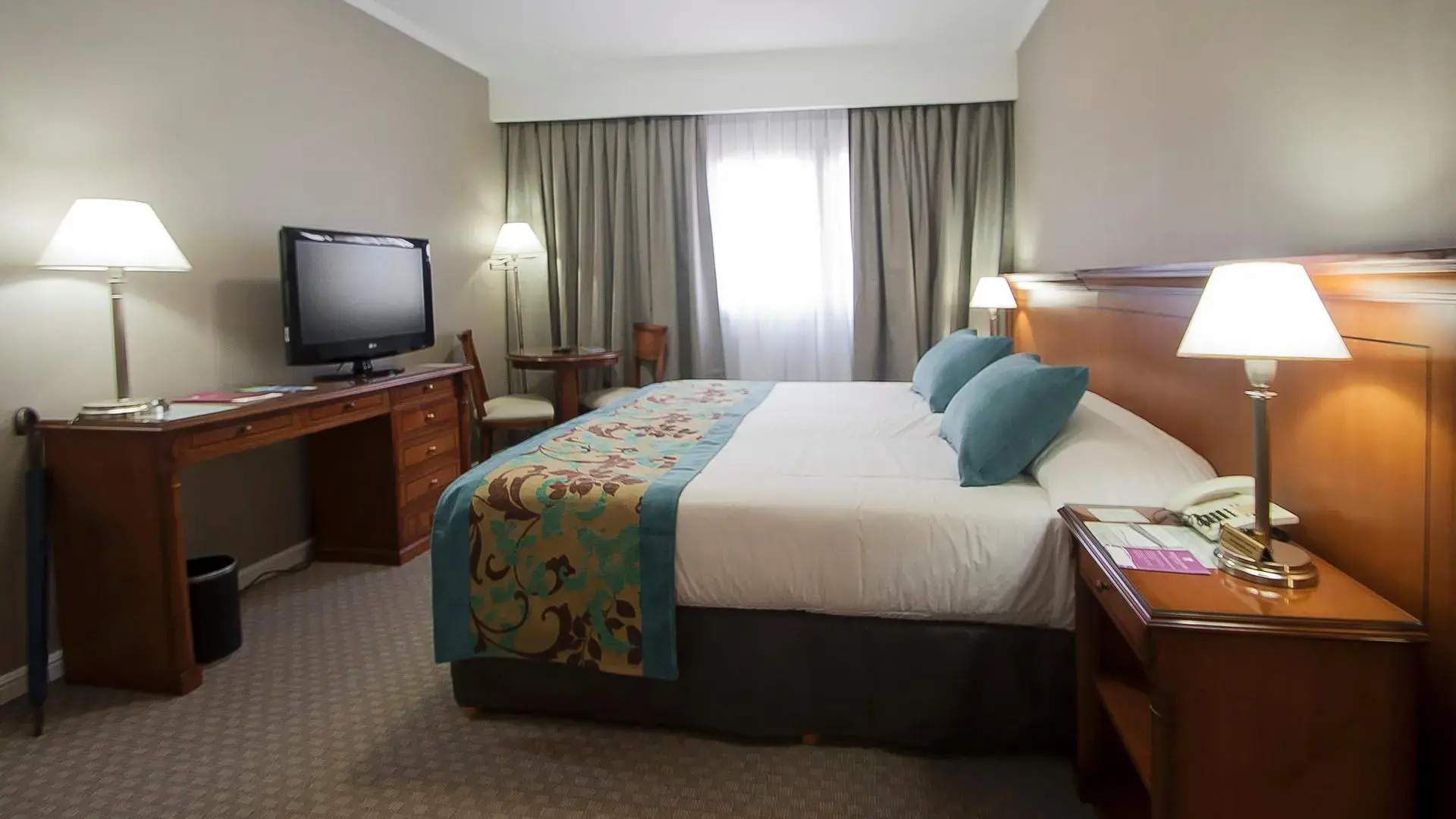 Tucuman Center Suites&Business