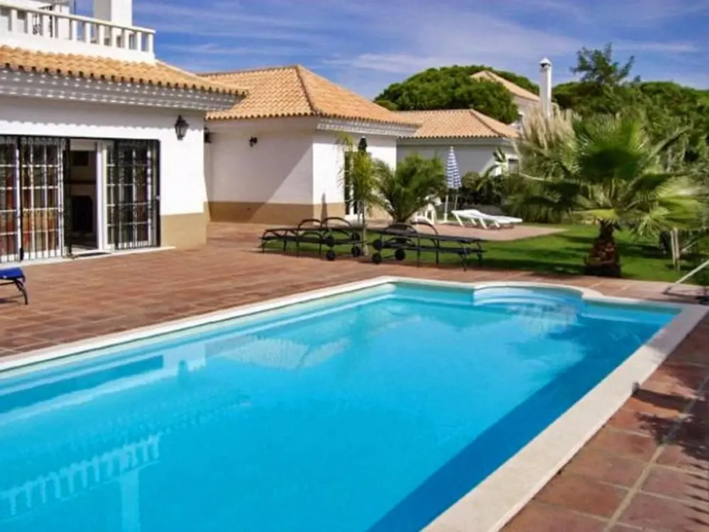 House With One Bedroom In Huelva, Nuevo Portil, With Shared Pool