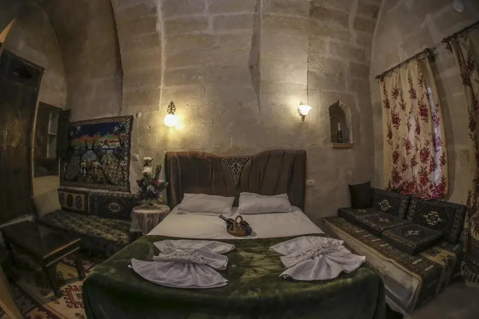 Alexander Cave House