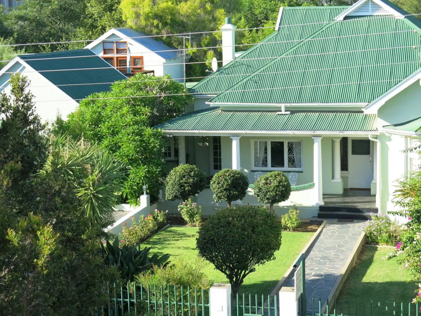 Villa Ora Guesthouse