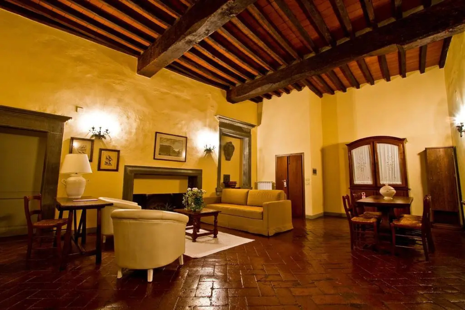 Tenuta Di Artimino Apartments