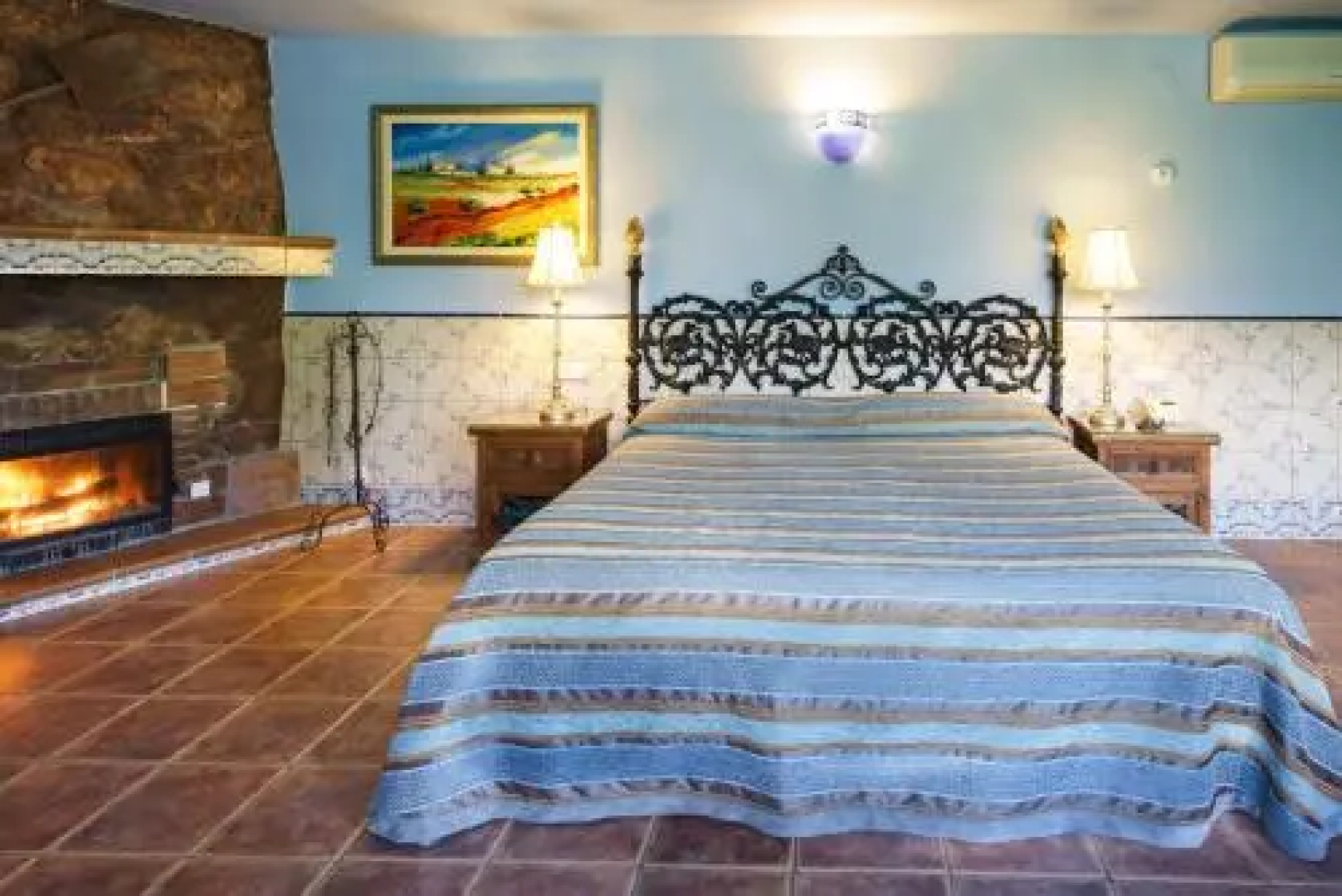 Hotel Rural Albamanjon