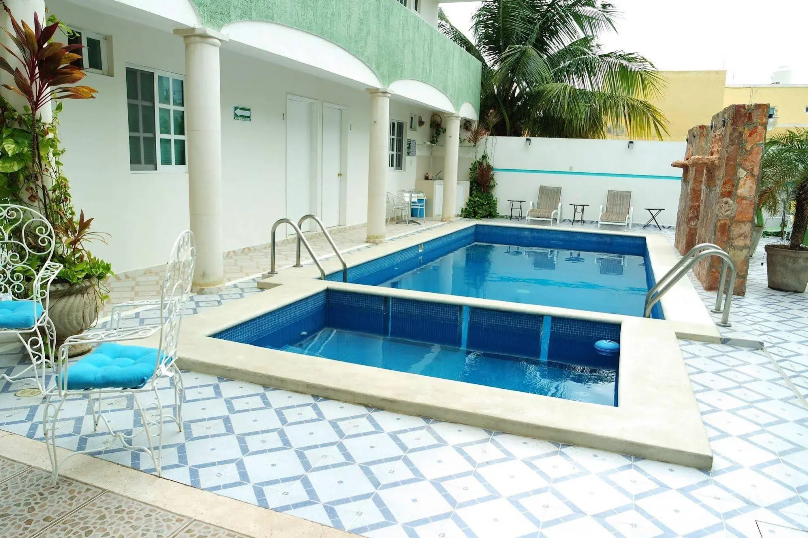 Hotel Ceo Group Malecon