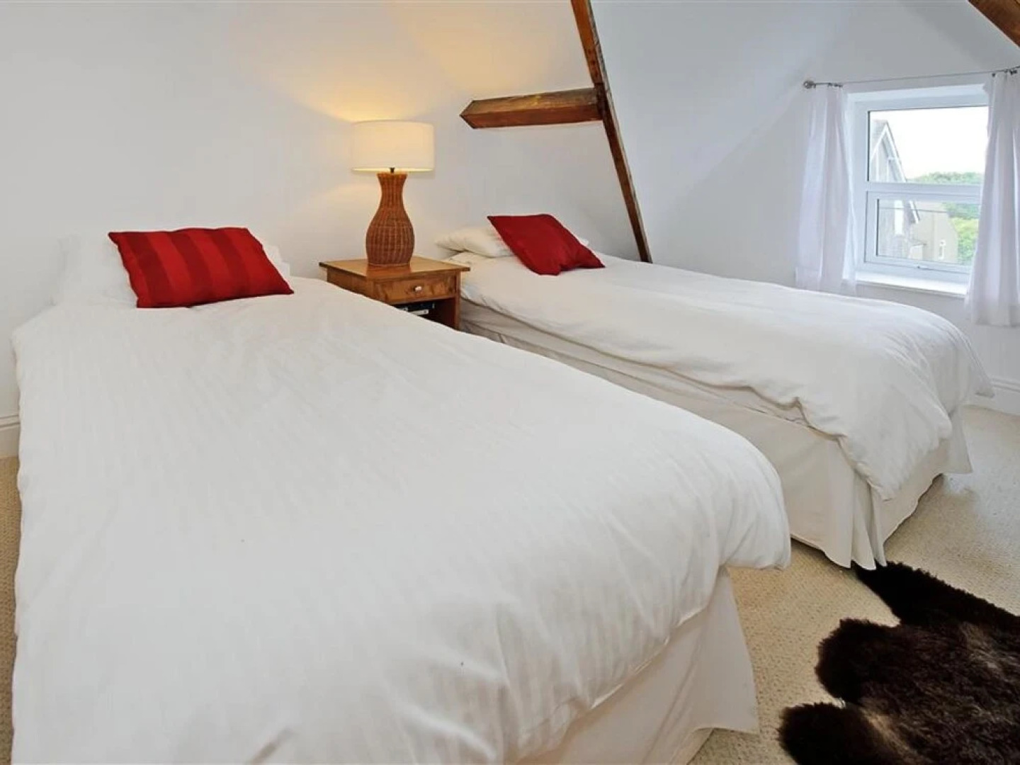 Modern Apartment in Llanbedrog Britain Near Beach