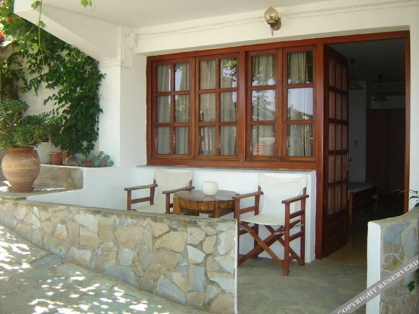 Sofia's Studios & Apartments